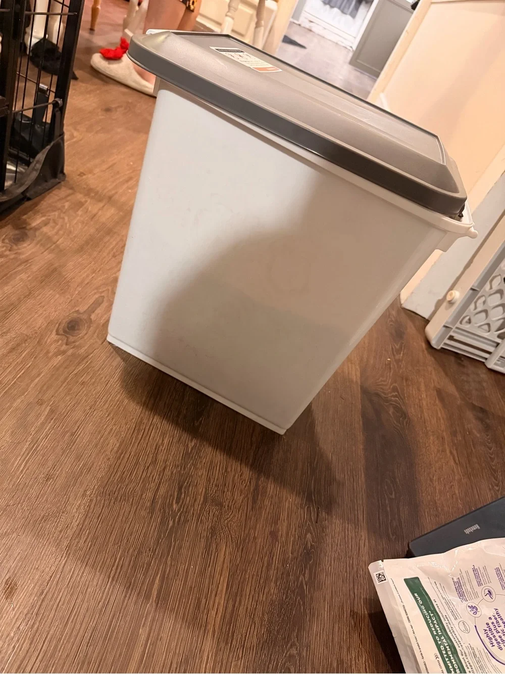 Gray Plastic Pet Food Storage Container with Lid